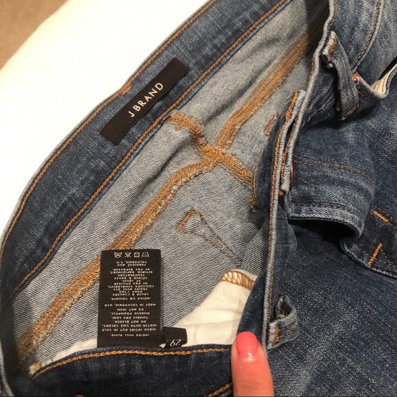 J brand size 29 bootcut. No distressing - Picture 2 of 3